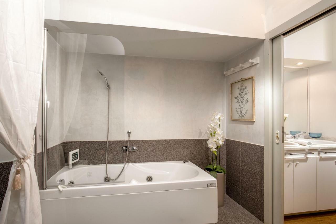 Daplace - Renzo Apartment Milan Luaran gambar