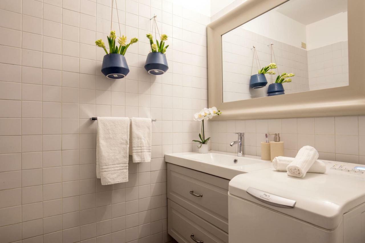 Daplace - Renzo Apartment Milan Luaran gambar